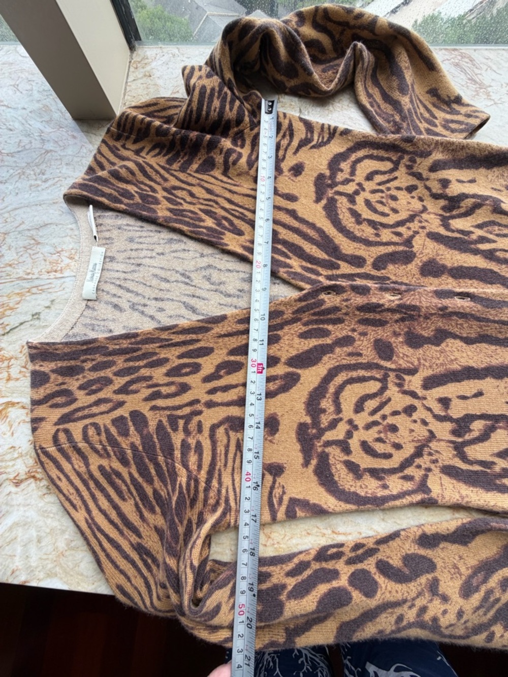 CLOSING CLOSET neiman Marcus Brown and Tan Leopard Print Cardigan - Picture 11 of 12